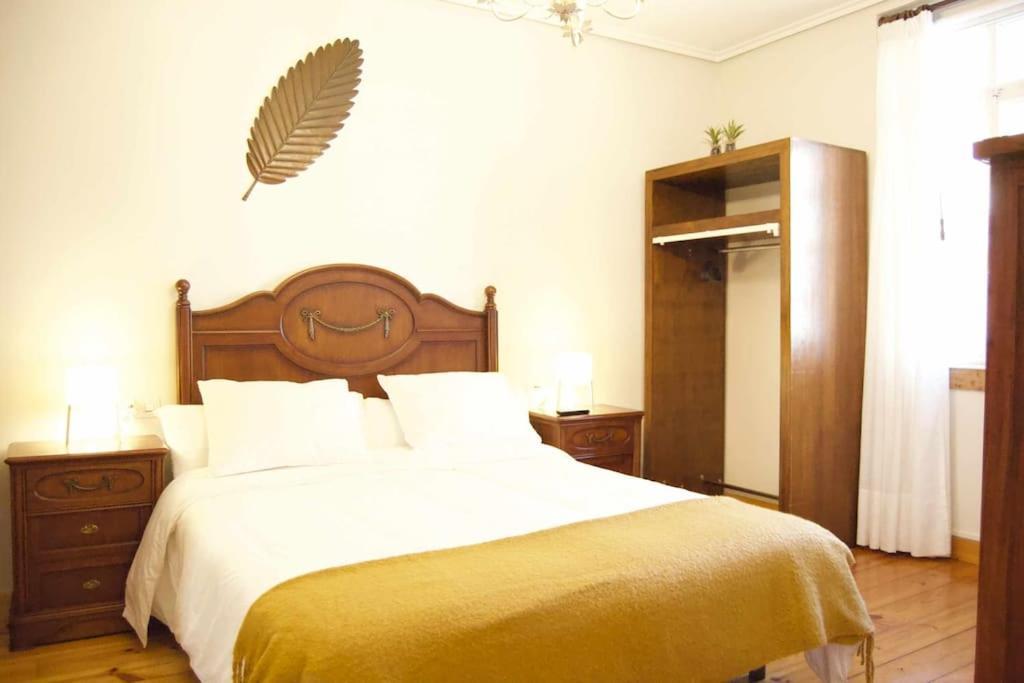 Apartamento Cuntis Ferrol Bagian luar foto
